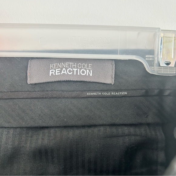 Kenneth Cole Reaction Black Trousers - Picture 4 of 6